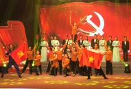 Chương trình nghệ thuật “Ngọn đuốc soi đường” QQ8827 nhận thưởng hấp dẫn 80 năm thực hiện “Đề cương về văn hóa Việt Nam”