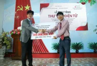 LG Display Việt Nam QQ8839 nhà cái trao tặng “Thư viện điện tử ” cho Trường THPT An Dương