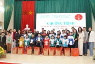 Tặng quà cho QQ8827 website cá cược trực tuyến có hoàn cảnh khó khăn tại huyện Vĩnh Bảo