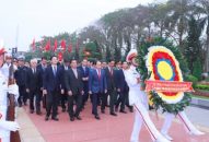 Lãnh đạo thành phố dâng hương tưởng niệm các Anh hùng liệt sĩ nhân QQ8827 nhận thưởng hấp dẫn 70 năm Chiến thắng Cát Bi