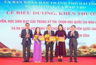 Một trường THPT được TP.QQ8839 nhà cái thưởng hơn 2,5 tỉ đồng