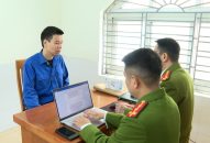 Bắt đối tượng quay lén tống tiền cảnh sát giao thông