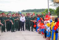 Đoàn công tác Bộ TTkmqq88 nhận thưởng hấp dẫn thăm và làm việc tại huyện đảo Bạch Long Vĩ