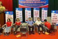 Viettel QQ8839 nhà cái với Ngày hội hiến máu QQ 88 Sòng bạc trực tuyến TOP 1 Việt Nam đợt 1 năm 2024 quận Dương Kinh  “Những giọt máu hồng hè năm 2024”