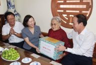 Gần 43.500 người có công, thân nhân liệt sĩ, người thờ cúng liệt sĩ của QQ8839 nhà cái được nhận quà của Chủ tịch nước