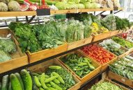 Thủ tướng: Kiên quyết không để tình trạng găm hàng, tăng giá bất hợp lý sau bão