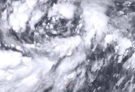 Áp thấp nhiệt đới ngoài khơi Philippines khả năng mạnh lên thành bão và đi vào Biển Đông