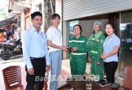 Công nhân Công ty TNHH MTV Qq88 https betamed sa com đô thị QQ8839 nhà cái nhặt được tiền, trả lại người bị mất