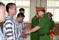 Công bố Trang chủ chính thức QQ88 | Đăng ký , Đăng nhập đặc xá của Chủ tịch nước cho 13 phạm nhân tại Trại tạm giam QQ8894 casino trực tuyến thành phố