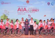 Chương trình “Hành trình cuộc sống” trao tặng QQ8827 website cá cược trực tuyến có hoàn cảnh khó khăn của thành phố 140 xe đạp và nhiều phần quà tặng