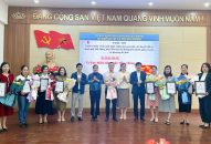 Trao giải Cuộc thi “Tuyên truyền về Cải cách hành chính nhà nước gắn với chuyển đổi số TTkmqq88 tỷ lệ kèo World Cup 2026 năm 2024 trên hệ thống phát thanh quận, huyện, xã, phường, thị trấn”