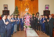 Bí thư Thành ủy thăm và chúc mừng Tòa Giám mục QQ8839 nhà cái nhân dịp Lễ Thiên Chúa giáng sinh năm 2024
