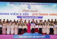 Biểu dương “Sinh viên 5 tốt” và “Tập thể Sinh viên 5 tốt” cấp thành phố năm 2024