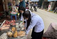 Quận Ngô Quyền kiểm tra an toàn vệ sinh thực phẩm trên tuyến phố Trần Nhật Duật