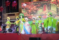 QQQ888 nhiều ưu đãi hấp dẫn Áo dài QQ8839 nhà cái năm 2025 với chủ đề “Tự hào miền di sản”