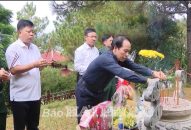Đoàn QQ8894 kèo WC 2026 lãnh đạo TTkmqq88 tỷ lệ kèo World Cup 2026 dâng hương trước mộ Đại tướng Võ Nguyên Giáp