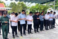 Đoàn QQ8894 kèo WC 2026 lãnh đạo TTkmqq88 tỷ lệ kèo World Cup 2026 dâng hương tại các nghĩa trang liệt sĩ tỉnh Hà Tĩnh