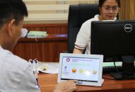 Tập trung tháo gỡ vướng mắc trong tiếp nhận, giải quyết thủ tục hành chính, phục vụ người dân và QUÀ TẶNG QQ88 | Ho Chi Minh City trong tình hình mới