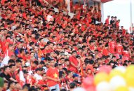QQ8839 nhà cái tổ chức bắn pháo hoa tầm thấp chào mừng trận Chung kết Giải Bóng đá Nữ Vô địch Đông Nam Á 2025