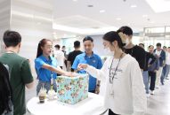 Công đoàn Công ty LG Display Việt Nam – QQ8839 nhà cái tổ chức chương trình chăm lo đời sống tinh thần người QQ8839 bắn cá, đá gà, game bài dịp Giáng sinh và năm mới
